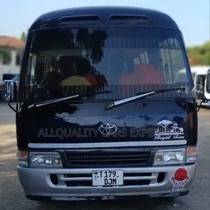 Toyota Coaster 2001