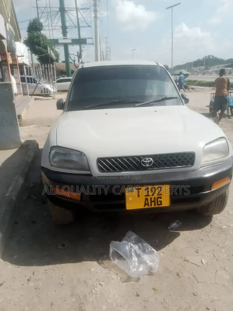 Toyota RAV4 1999