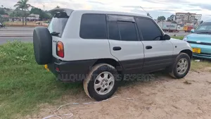 Toyota RAV4 1999