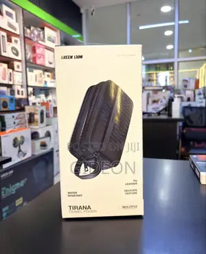 Green Lion Tirana Travel Pouch