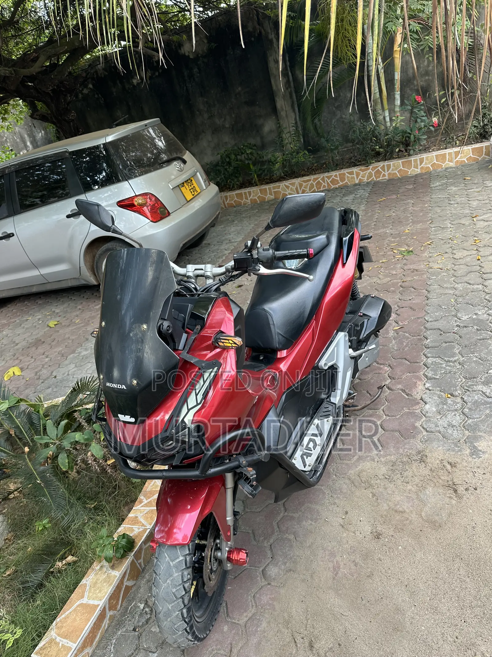 Honda Vario 2023 Red