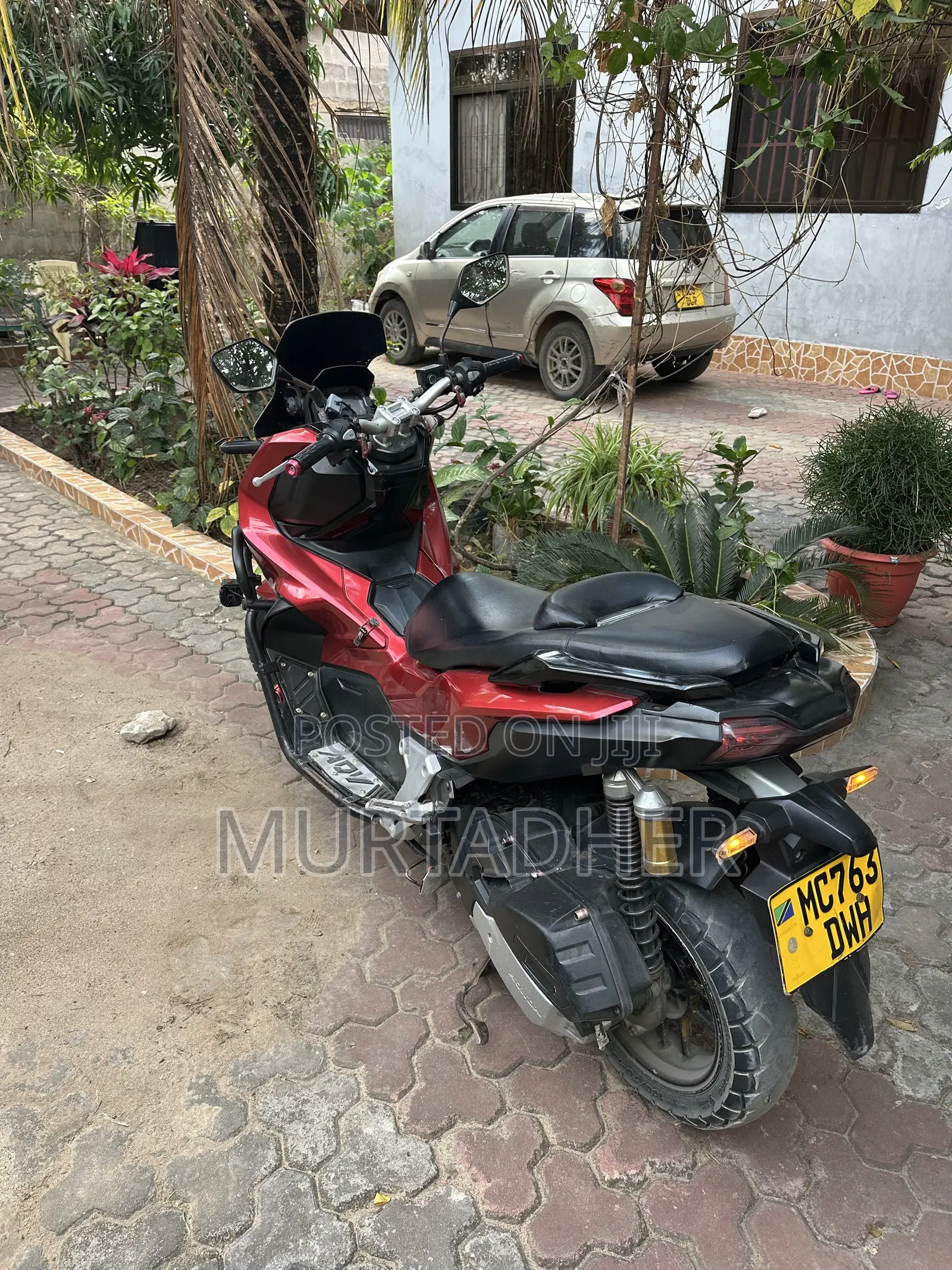 Honda Vario 2023 Red