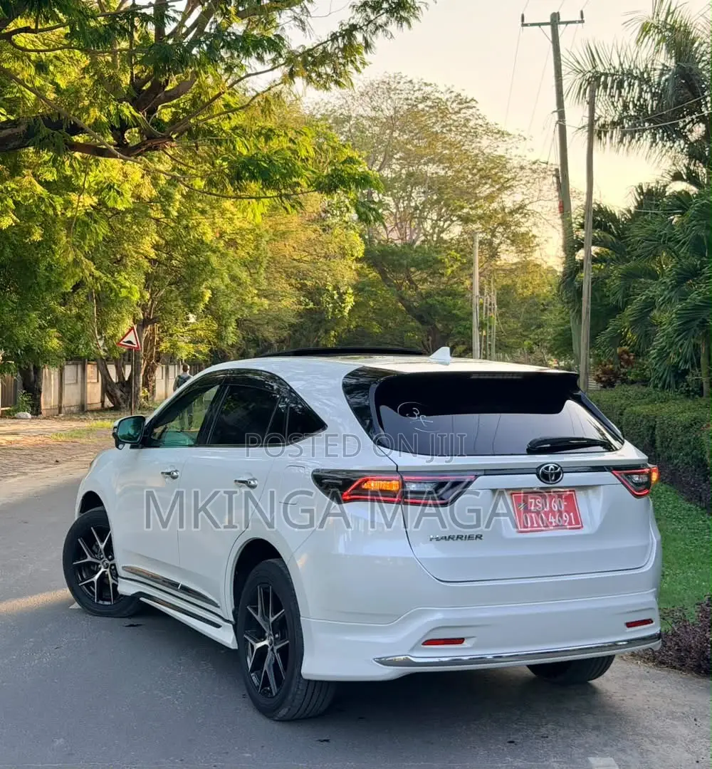 Toyota Harrier 2017 White