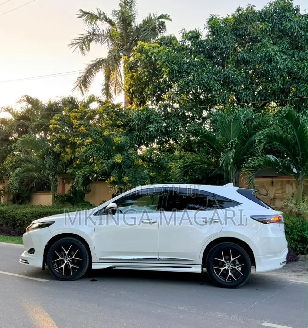 Toyota Harrier 2017 White
