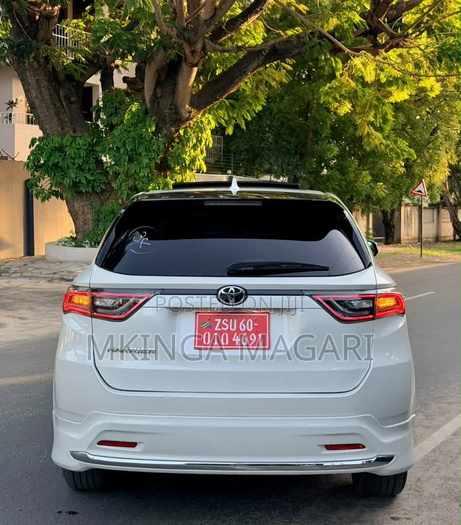 Toyota Harrier 2017 White