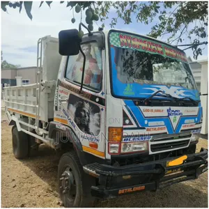 Fuso Tipper