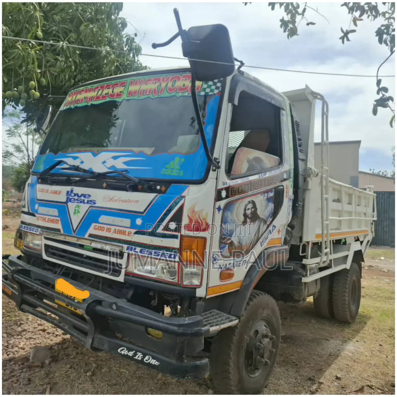 Fuso Tipper