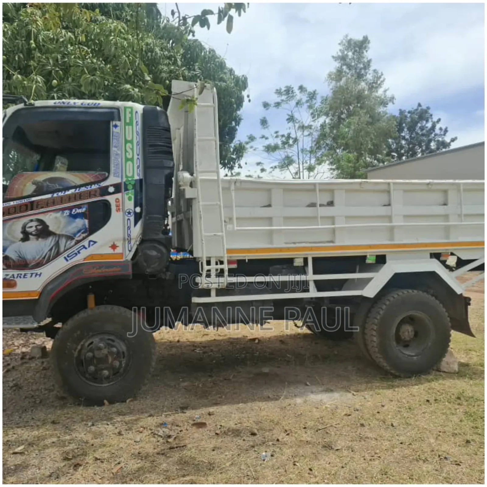 Fuso Tipper