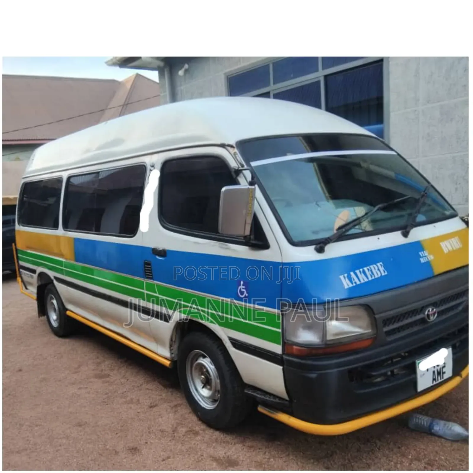 Toyota HiAce 2001 White