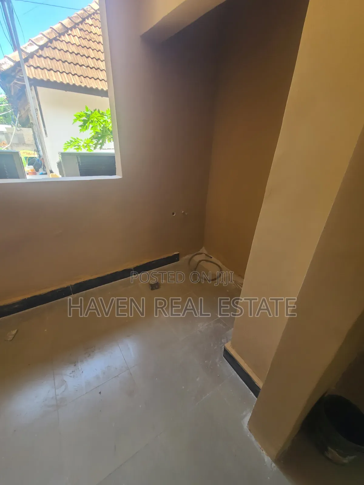 Commercial Space for Rent at Oyster Bay