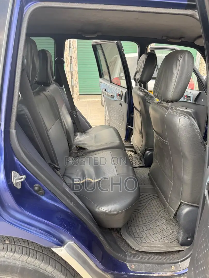 Toyota RAV4 1999 Blue