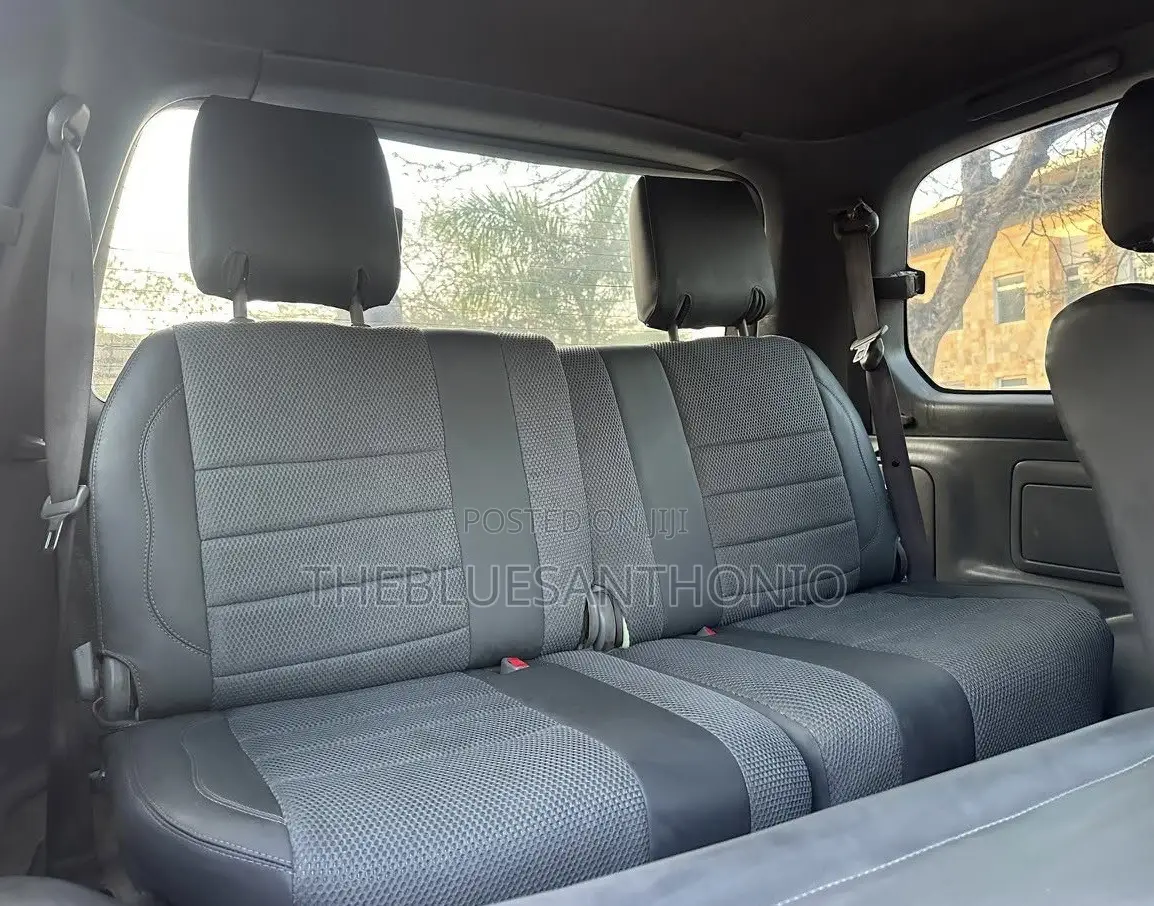 Toyota Land Cruiser 2001 Green