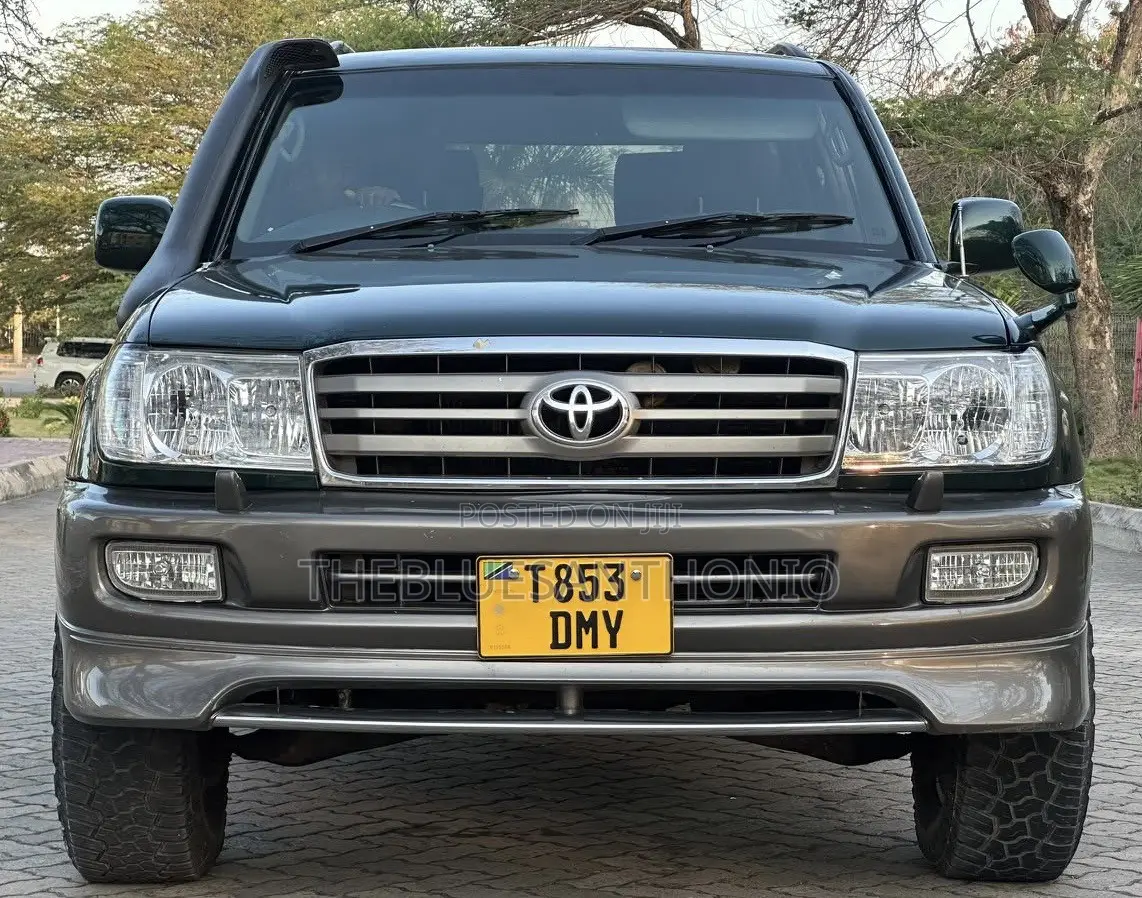 Toyota Land Cruiser 2001 Green