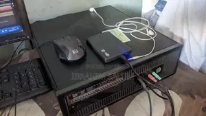 Desktop Computer HP EliteDesk 800 G4 4GB Intel Core i5 HDD 500GB