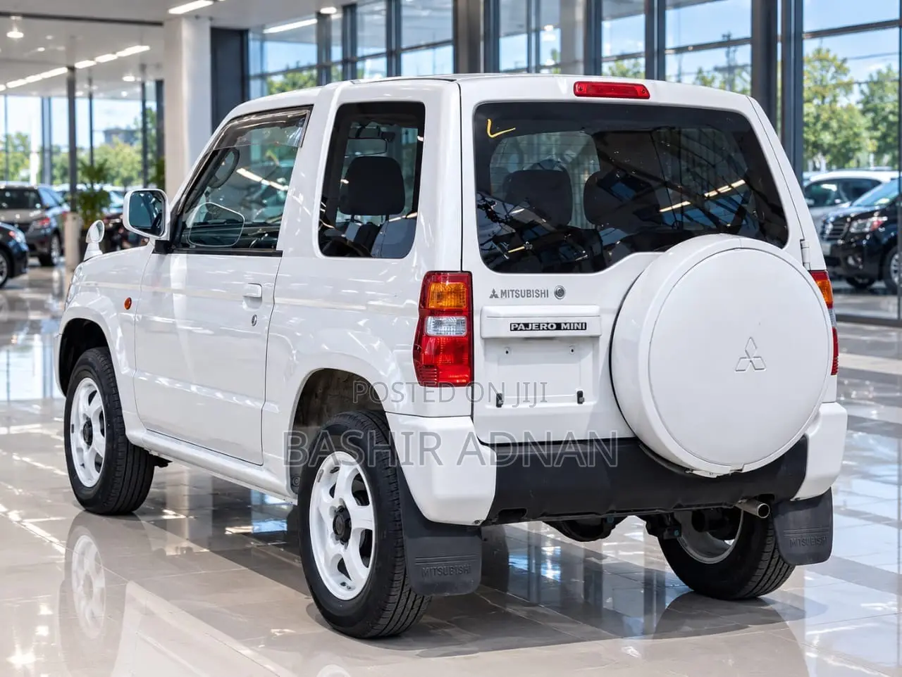 Mitsubishi Pajero 2001 White