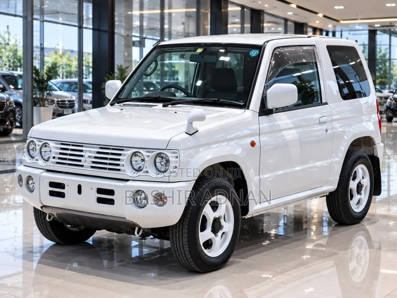 Mitsubishi Pajero 2001 White