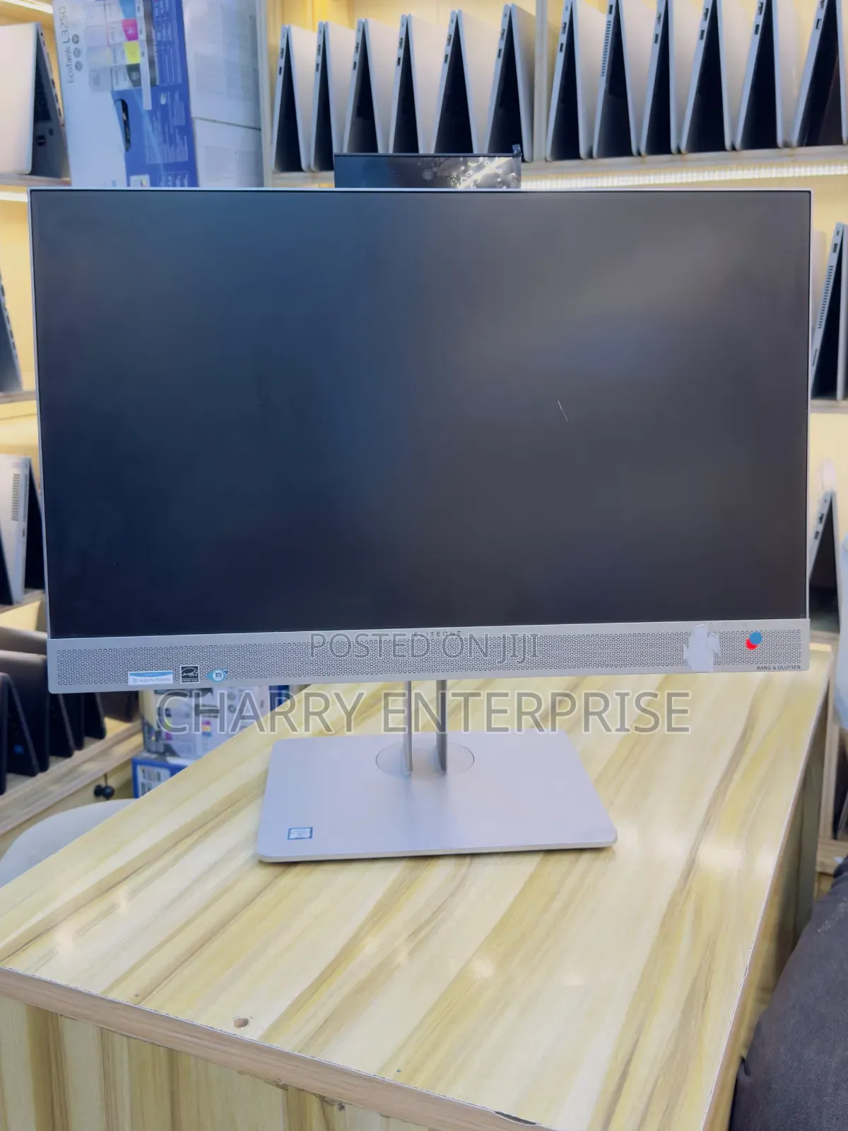Desktop Computer HP EliteOne 800 8GB Intel Core i5 SSD 256GB