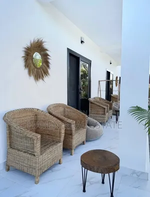 Furnished 4bdrm Villa in Kaskazini A for sale