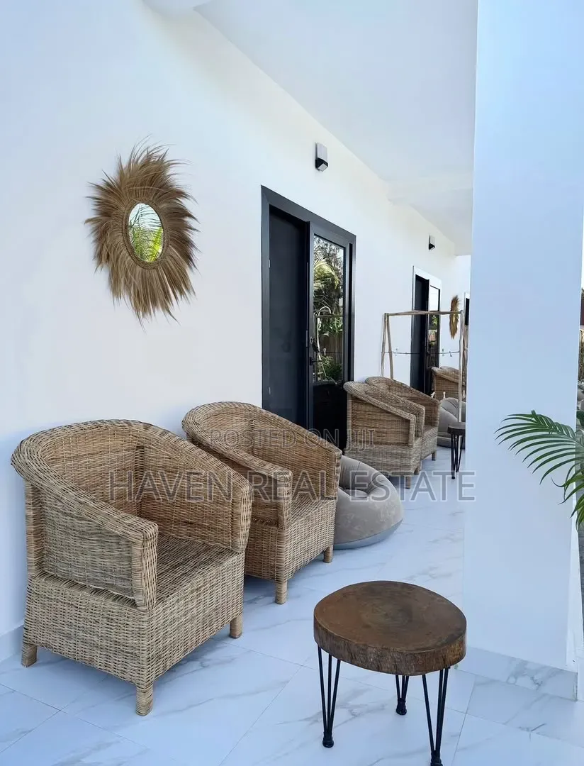 Furnished 4bdrm Villa in Kaskazini A for sale