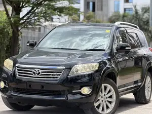 Toyota Vanguard 2012 Black