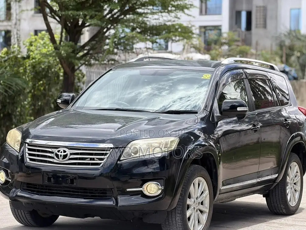 Toyota Vanguard 2012 Black
