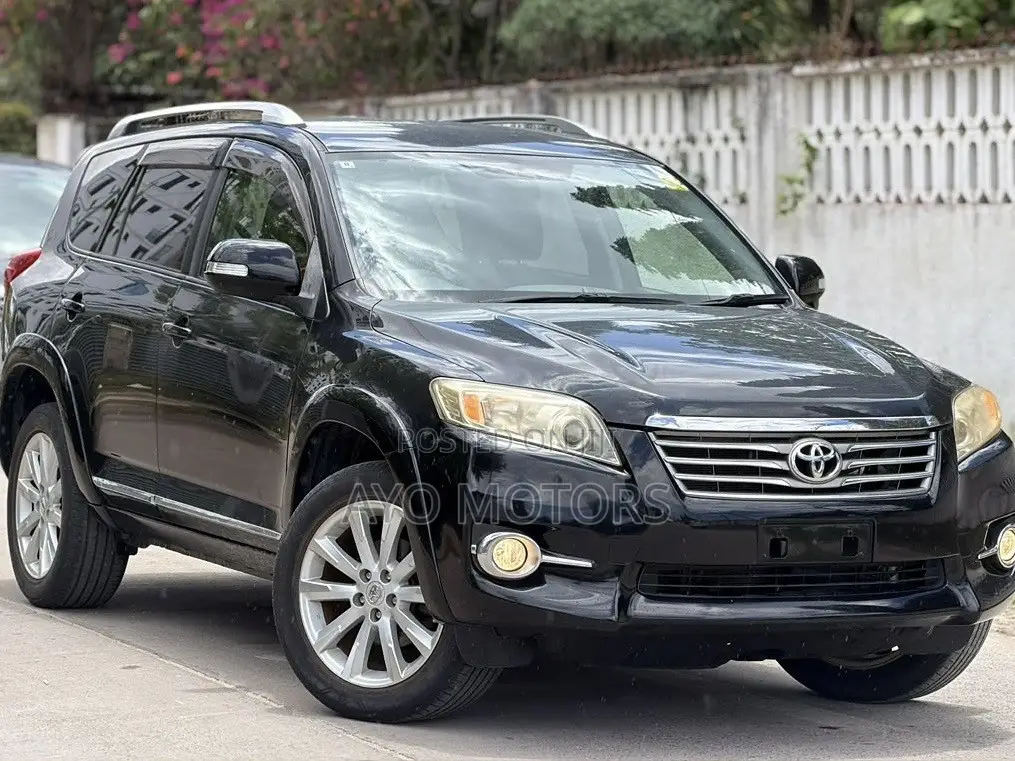 Toyota Vanguard 2012 Black