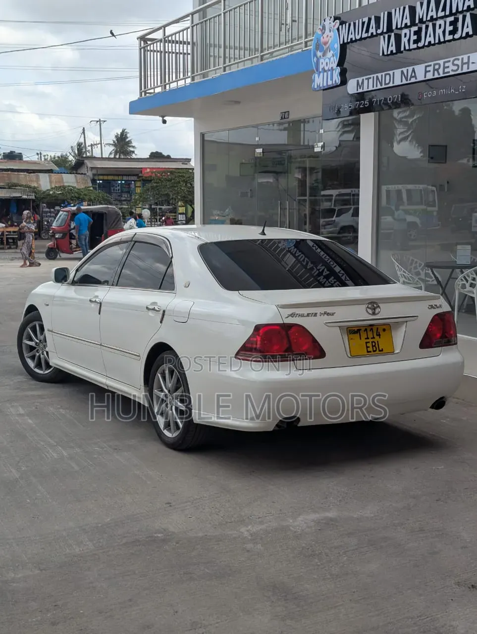 Toyota Crown Royale 2005 White