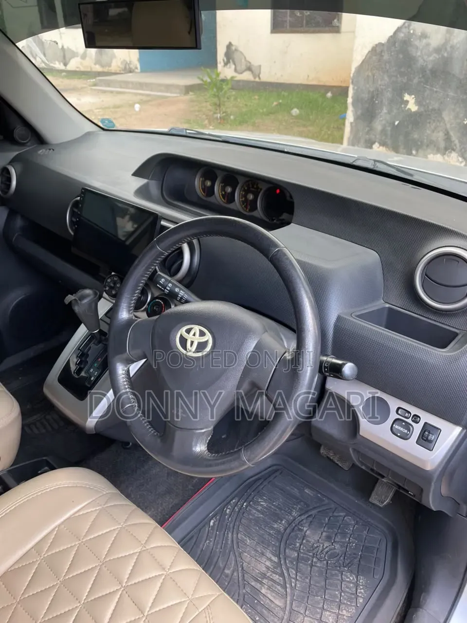 Toyota Corolla Rumion 2009 Silver