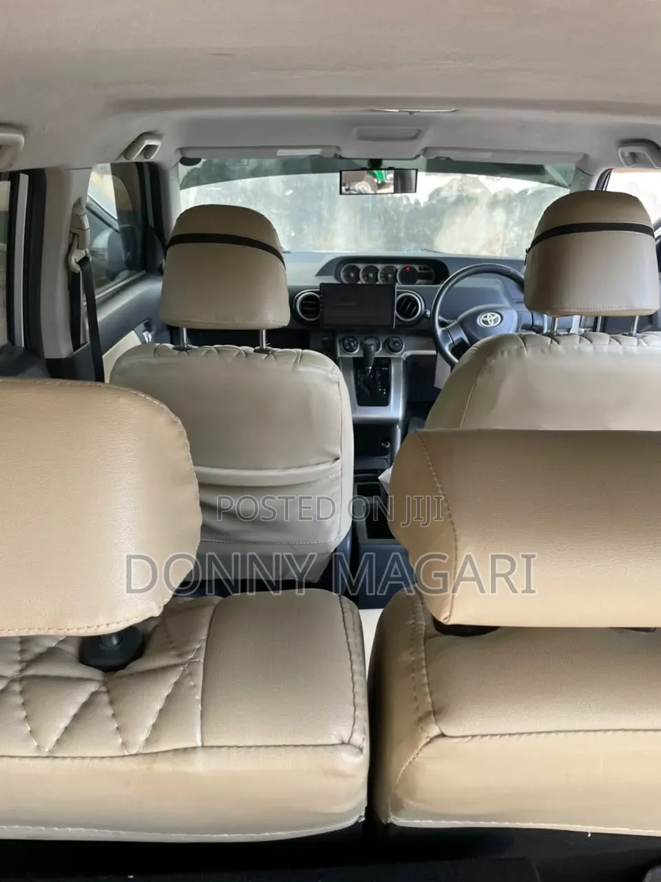 Toyota Corolla Rumion 2009 Silver