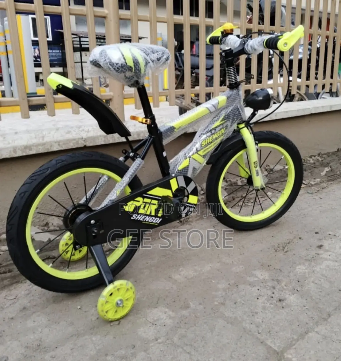Black and Neon-Yellow Shengdi Children's Training Bicycle