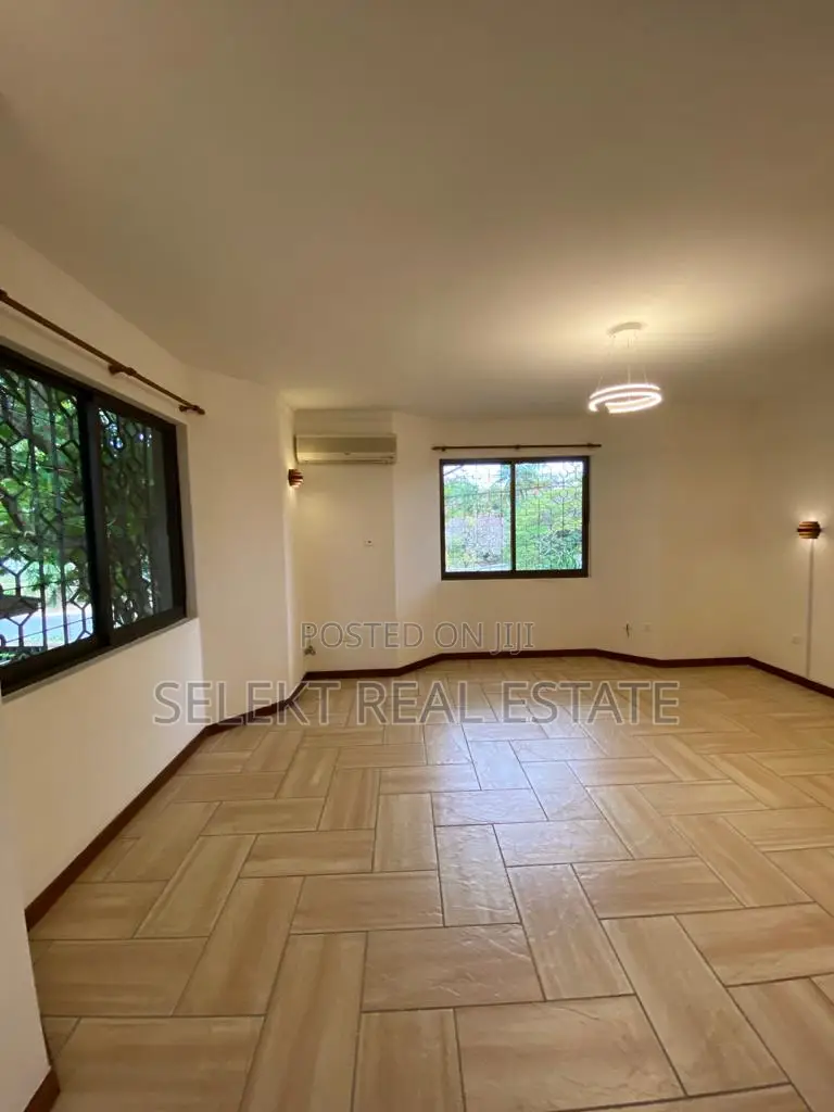 4bdrm Villa in Oyster Bay for rent