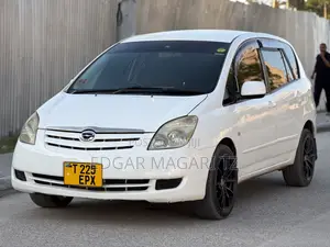 Toyota Corolla Spacio 2005 White