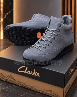Men's Leather High Cutting Shoes in Classic 4 Colours Design