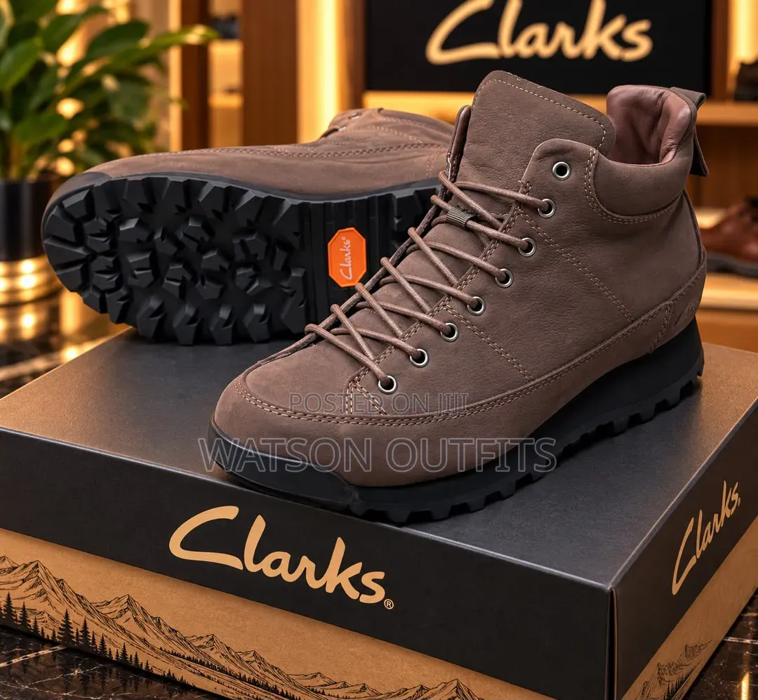 Men's Leather High Cutting Shoes in Classic 4 Colours Design