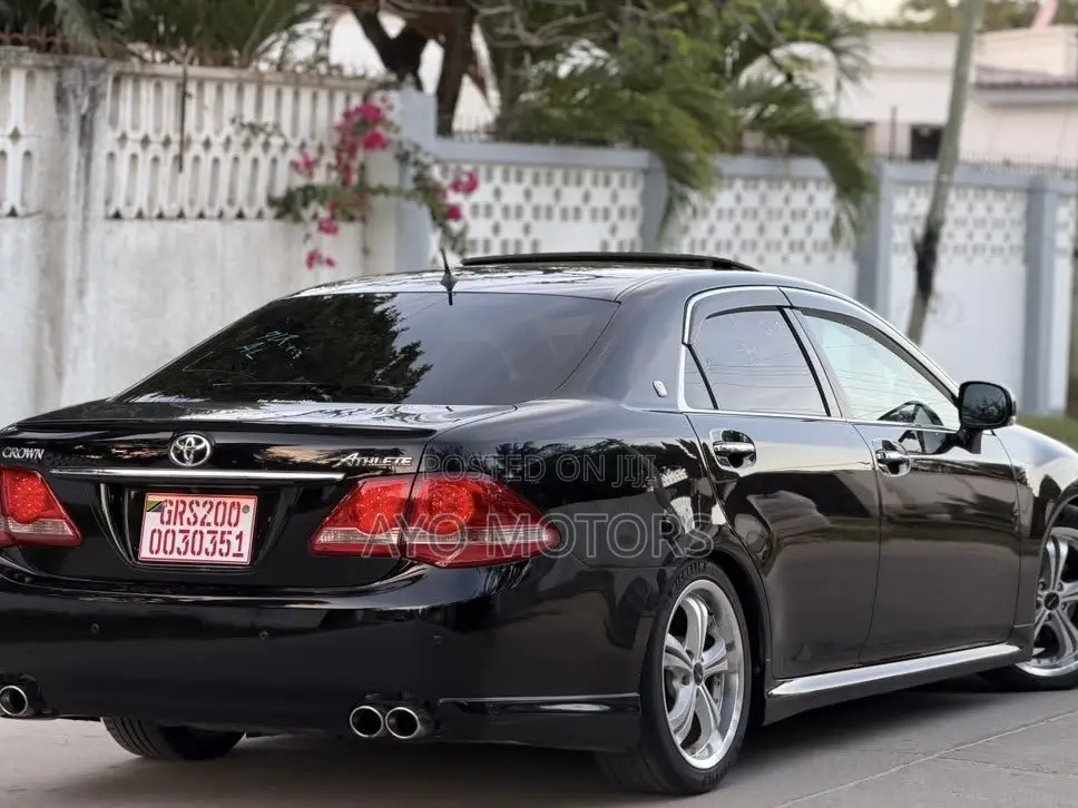 Toyota Crown 2008 Black