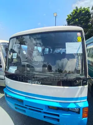 Nissan Civilian 2002 White