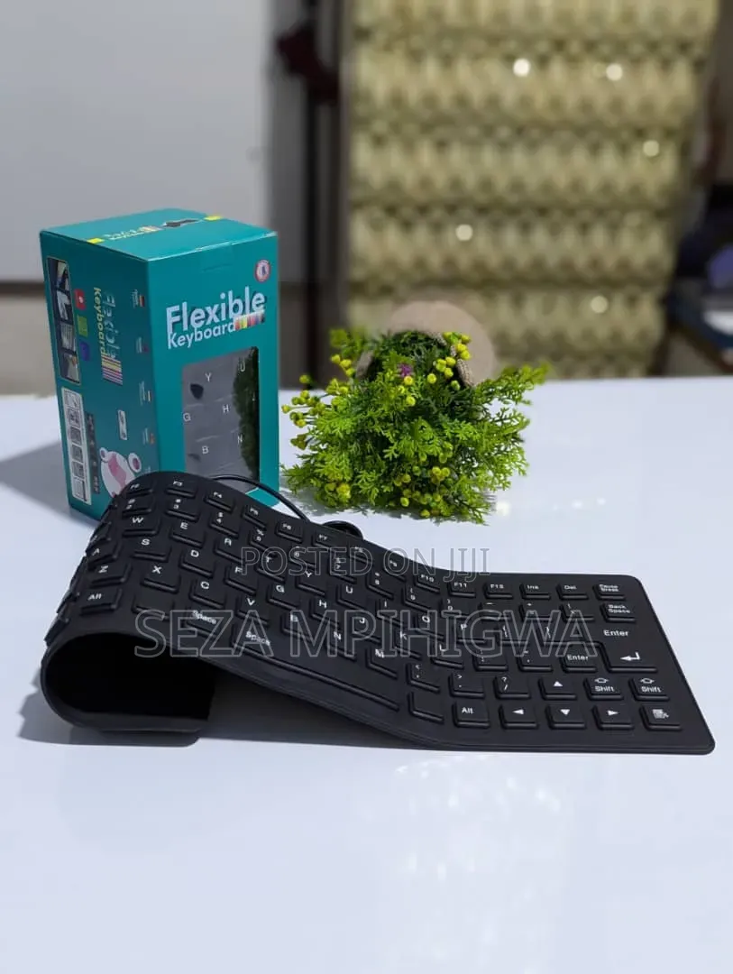 Keyboard Ya Silicone Inayokunjika (Silicone Roll-Up Keyboard):