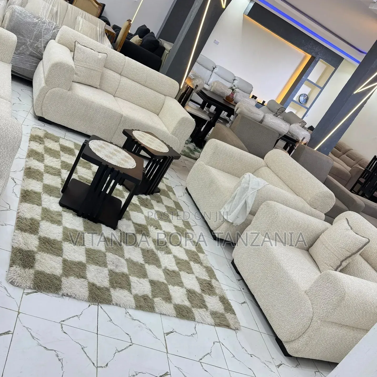 Sofa Nzuri Na Kali