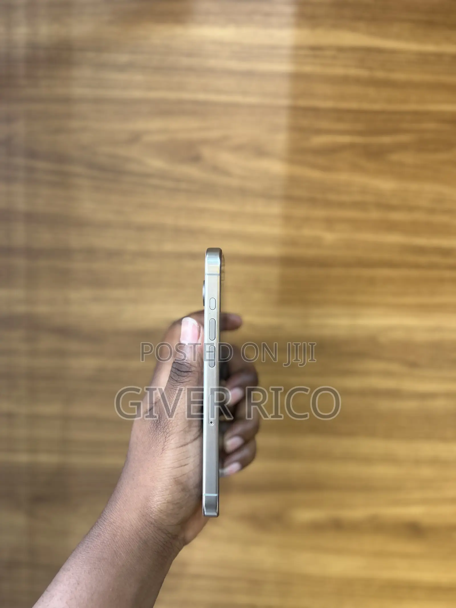 Apple iPhone 15 Pro 128 GB Silver