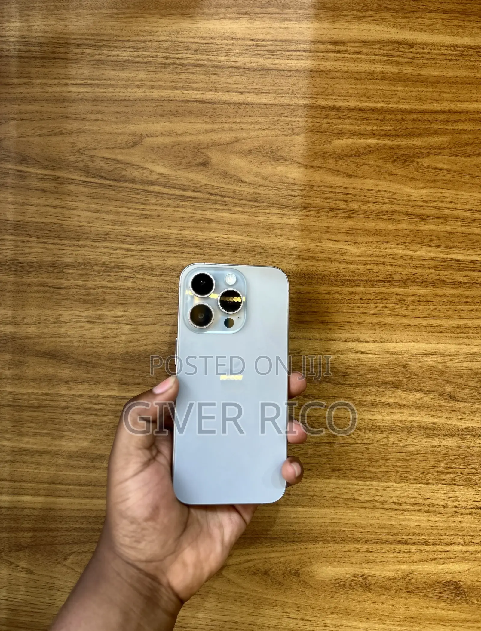 Apple iPhone 15 Pro 128 GB Silver