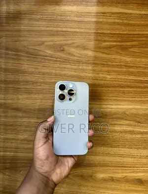Apple iPhone 15 Pro 128 GB Silver