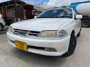 Toyota Carina 1.5 FWD Sedan 2001 White