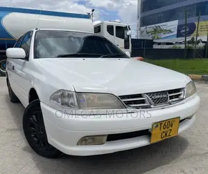 Toyota Carina 1.5 FWD Sedan 2001 White