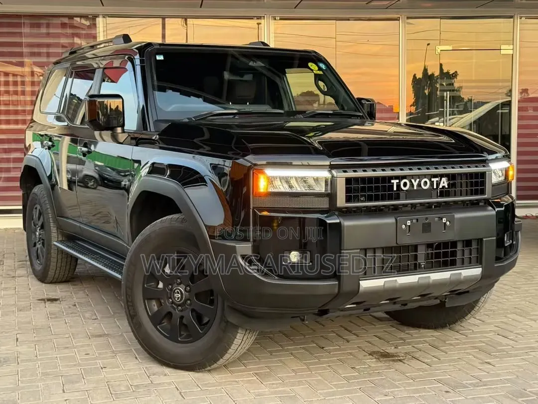 Toyota Land Cruiser Prado 2024 Black