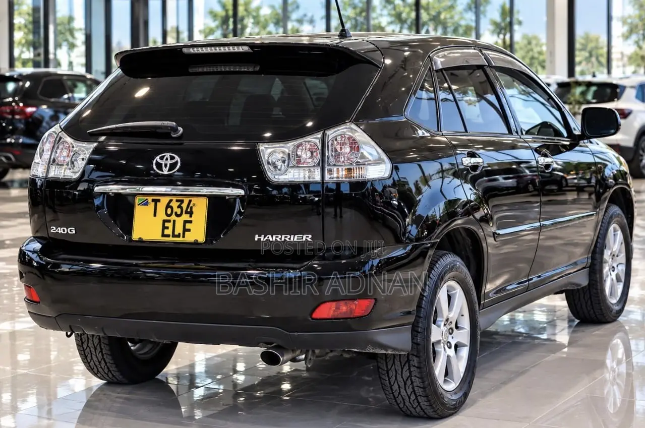Toyota Harrier 2005 Black