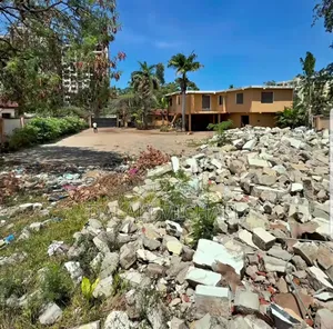 Plot for Sale at Oysterbay