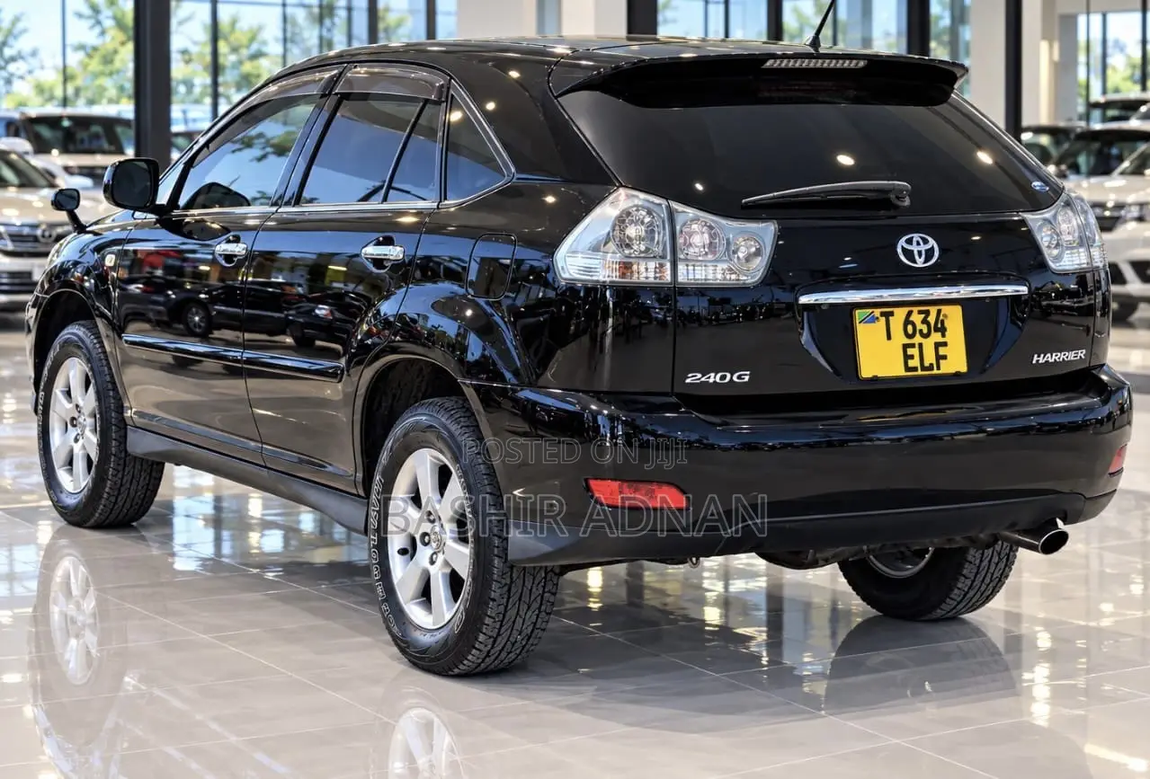 Toyota Harrier 2005 Black