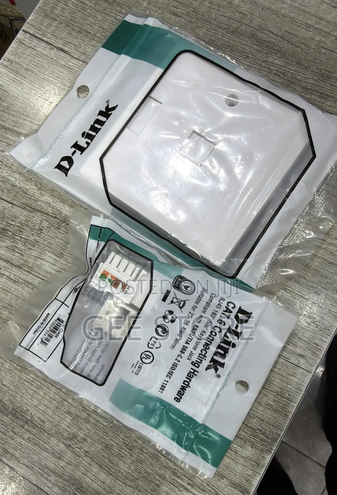 D-Link Cat 6 Single Faceplate (Model NFP-0WHI11)