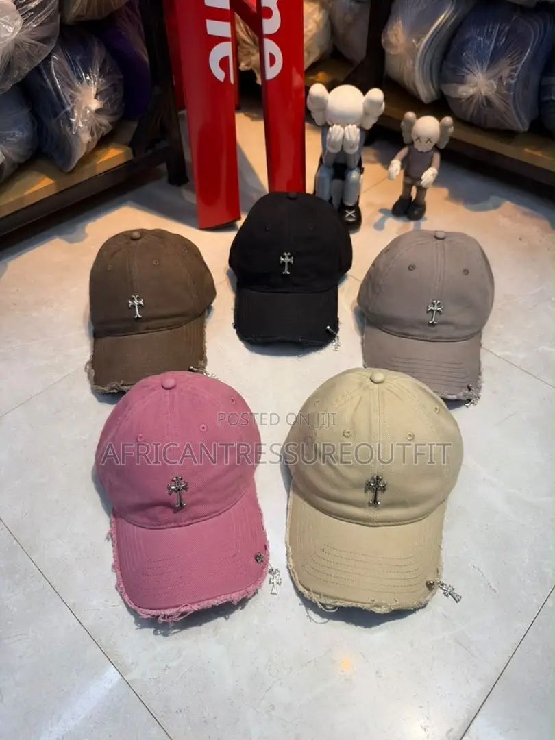 Gucci, Burberry and More Baseball Caps Brands Collection | Buy Now