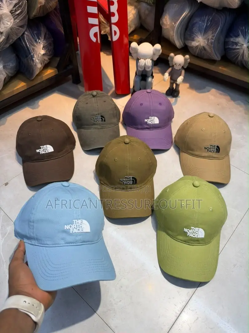Gucci, Burberry and More Baseball Caps Brands Collection | Buy Now